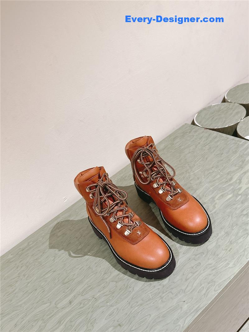 l0vis Vvtt0n calfskin territory ranger boots