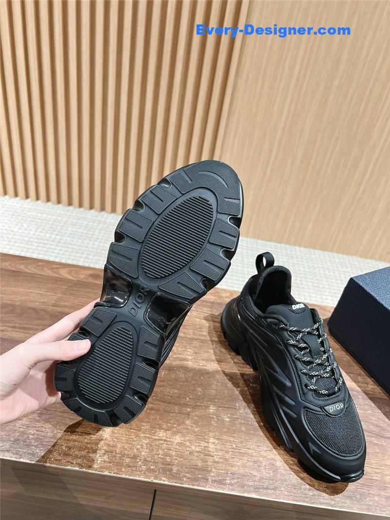 D10r lewis hamilton sneakers