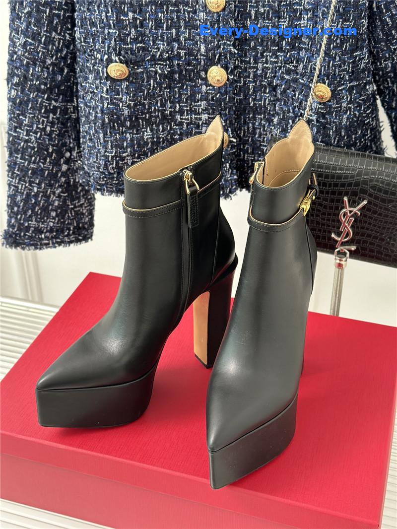 Va1e*ntin0 garavani black leather heel platform booties
