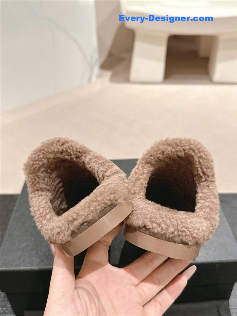 Ch**el calfskin wool mule loafers camel