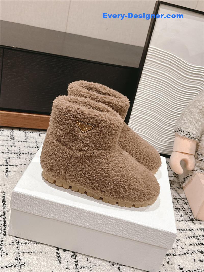Pra*a brown shearling booties