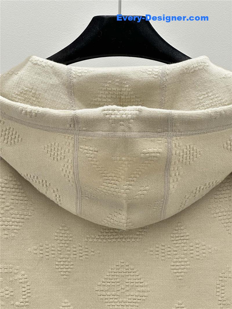 l0vis Vvtt0n lv cardigan jacket