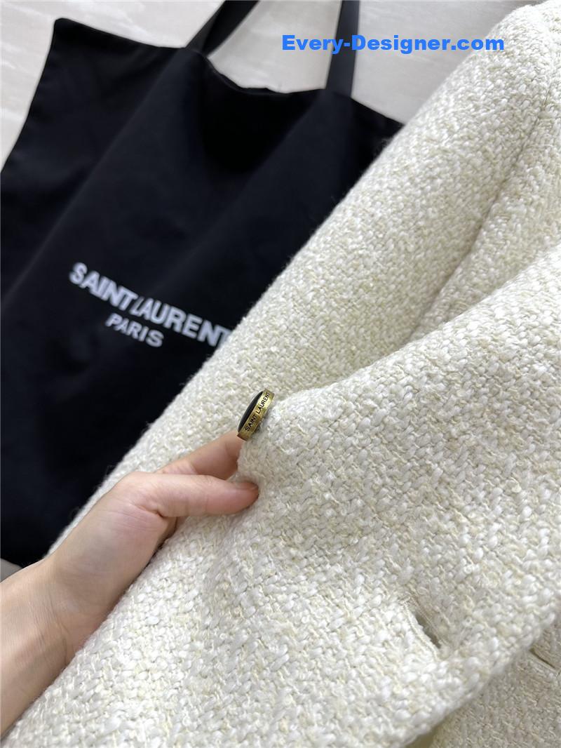 Y51 wool v-neck coat