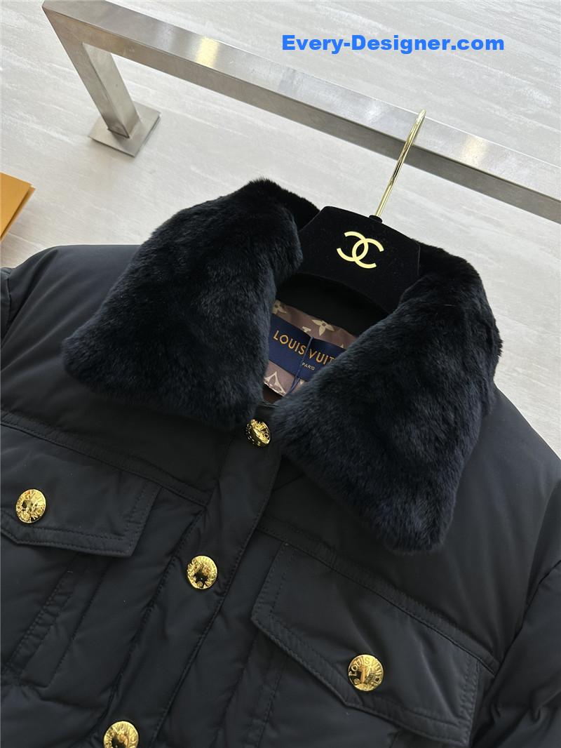 l0vis Vvtt0n lv lapel down jacket