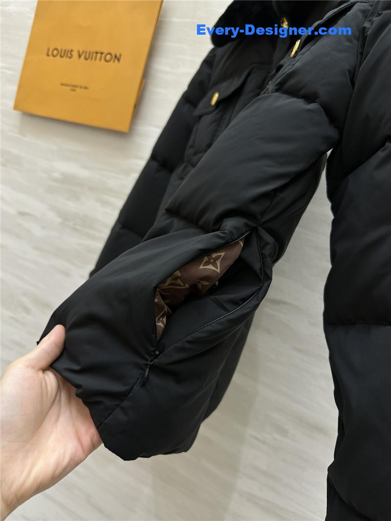 l0vis Vvtt0n lv lapel down jacket