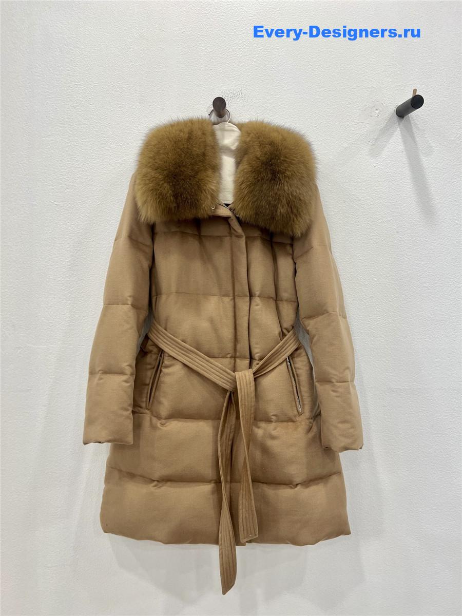 L0r0 P1ana fox fur collar down jacket