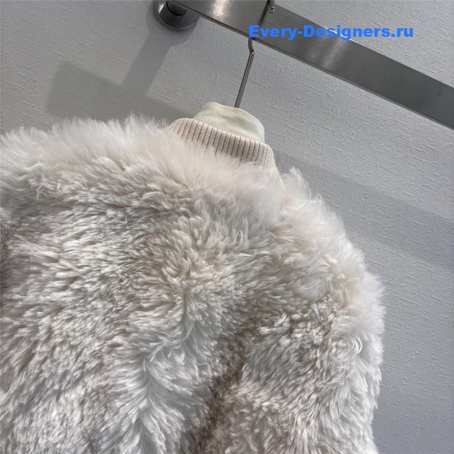 D10r wool and fur coat