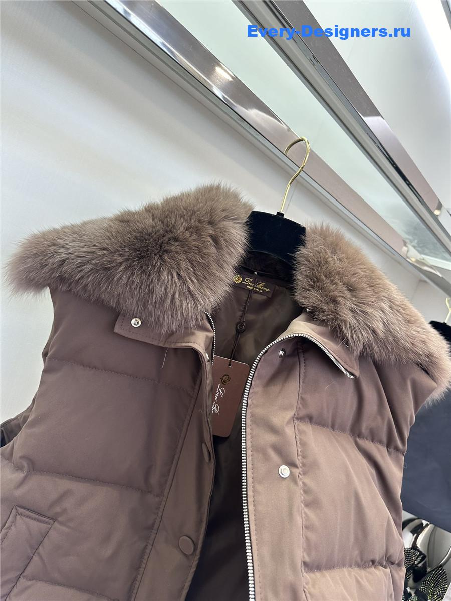 L0r0 P1ana white goose down vest