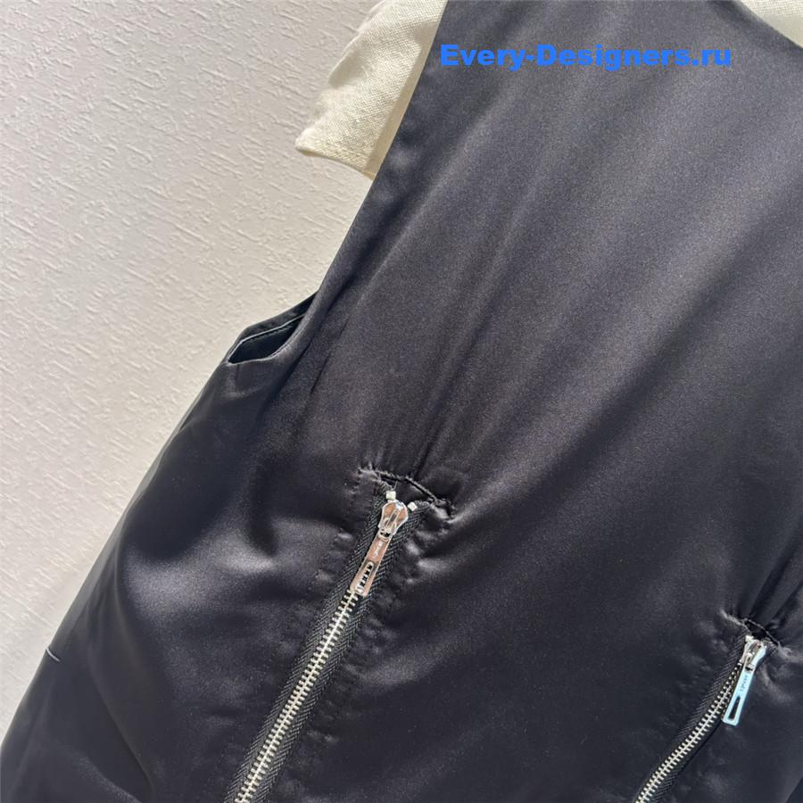 H**me5 short sheepskin vest