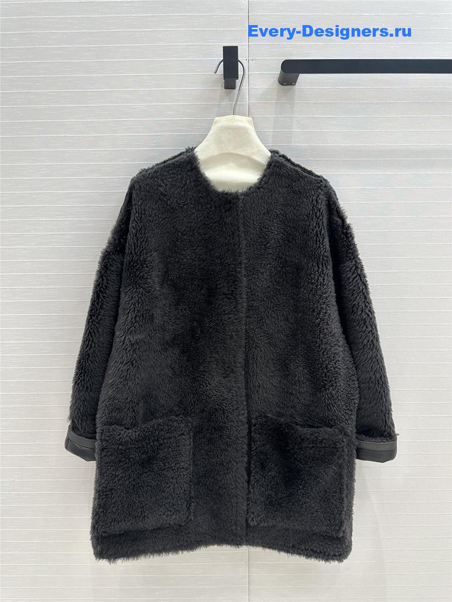 Vanitoo shearling coat