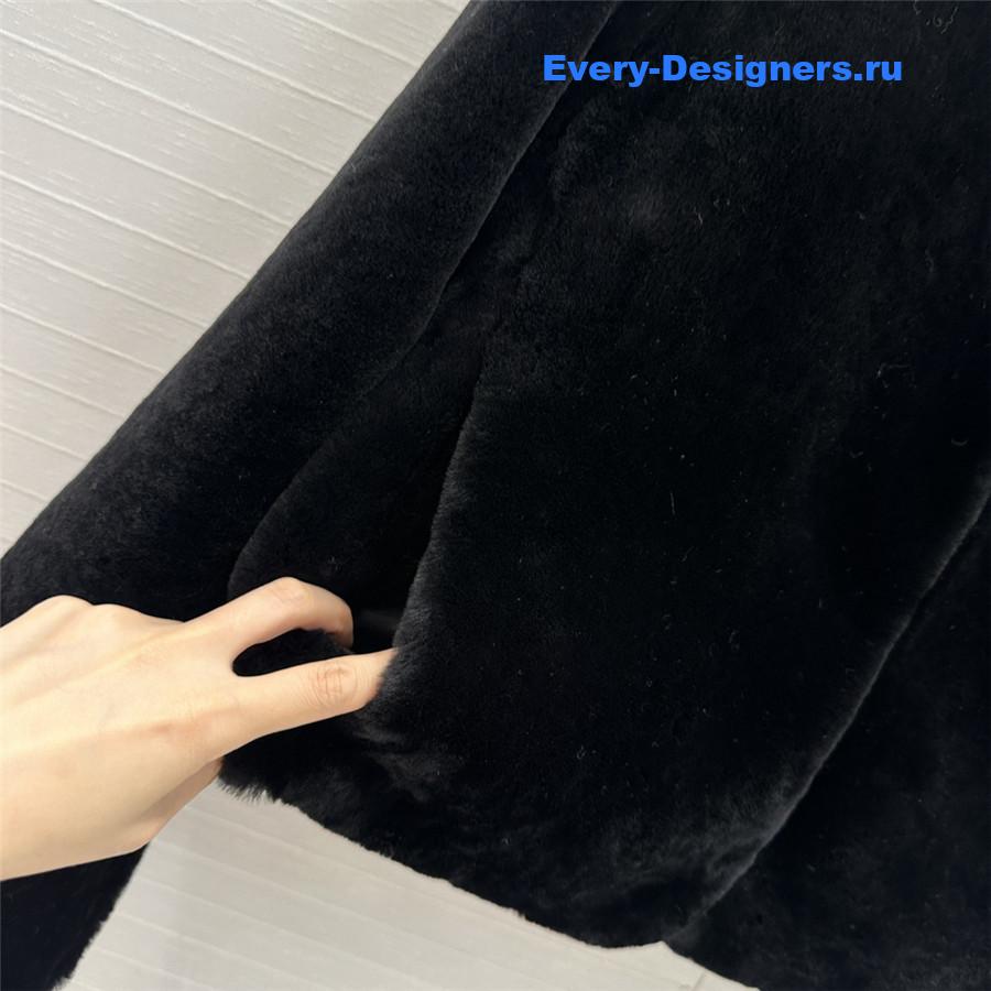 Pra*a triangle logo short jacket