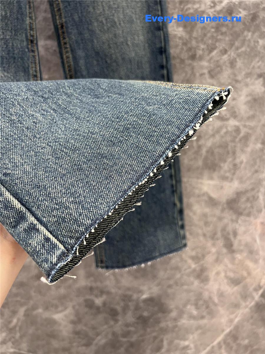M1um1u embroidered raw-edge jeans