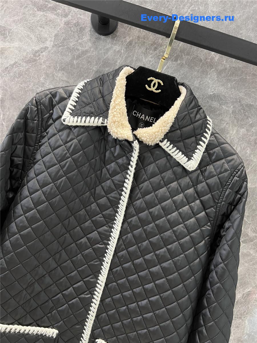 cc D1am0nd quilted jacket