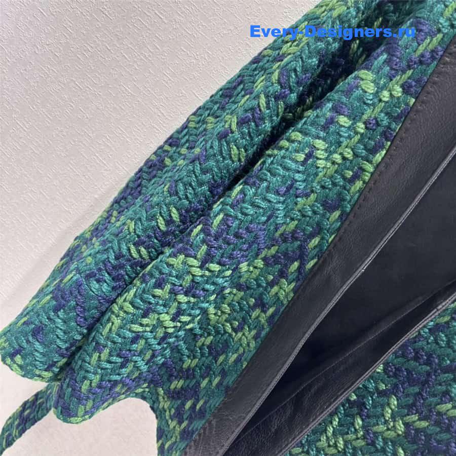 b0tt*ga Ven*ta v-neck buttonless wool coat