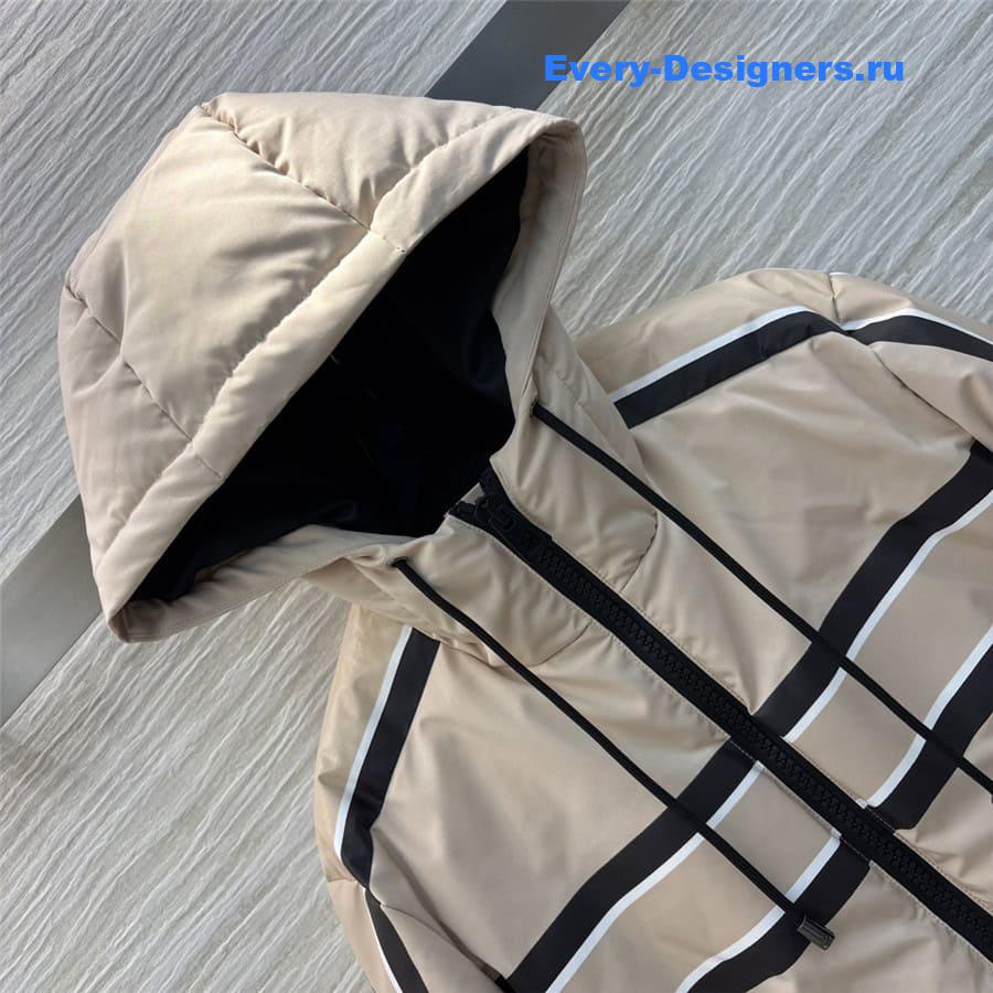 D10r D10ralps hooded cropped puffer jacket