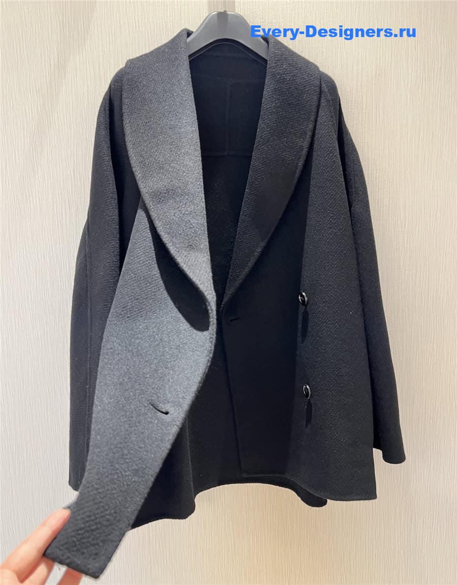 The R0w mid-length coat