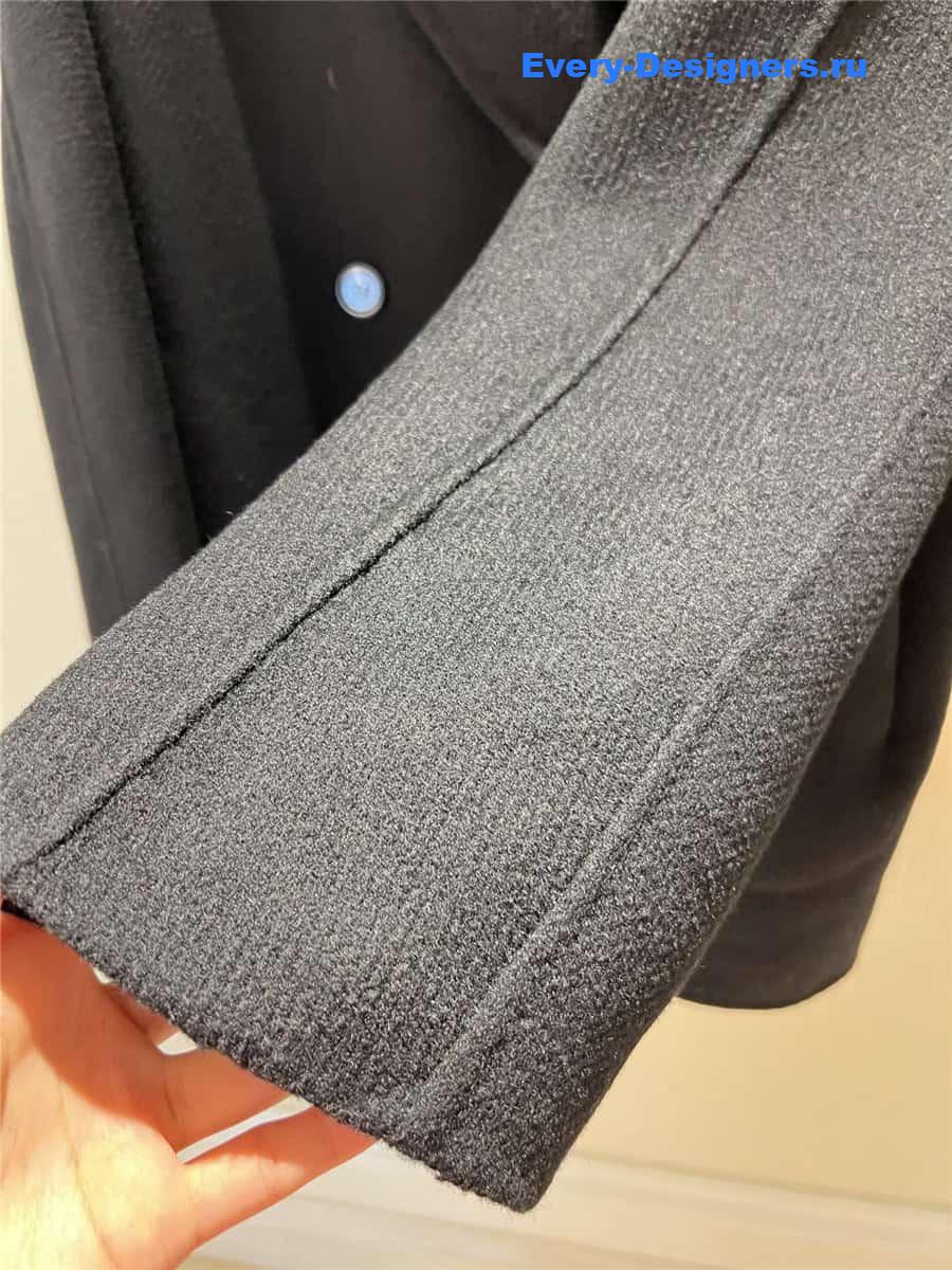 The R0w mid-length coat