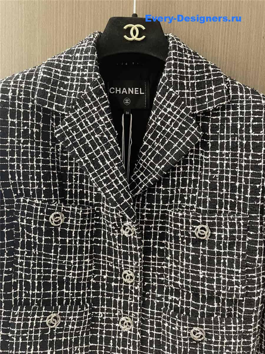 CC black and white check jacket