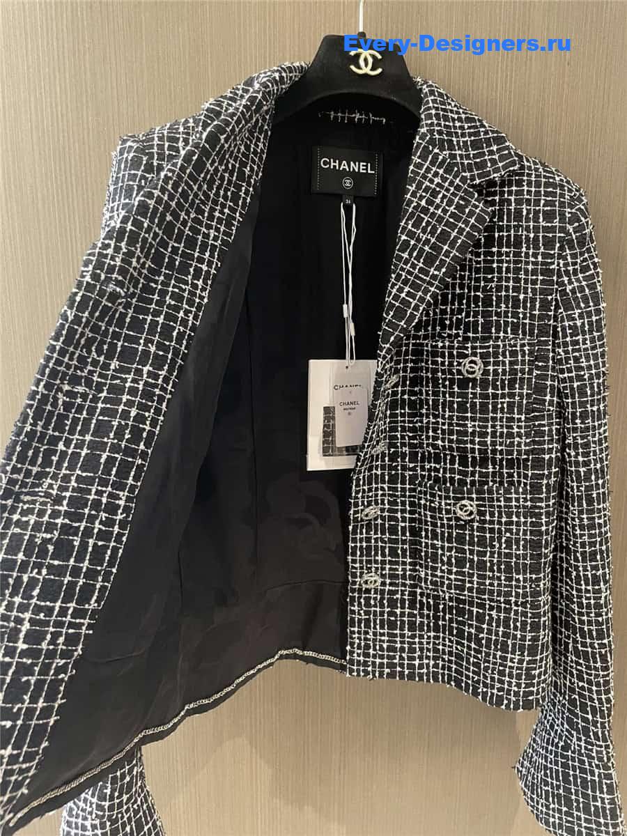 CC black and white check jacket