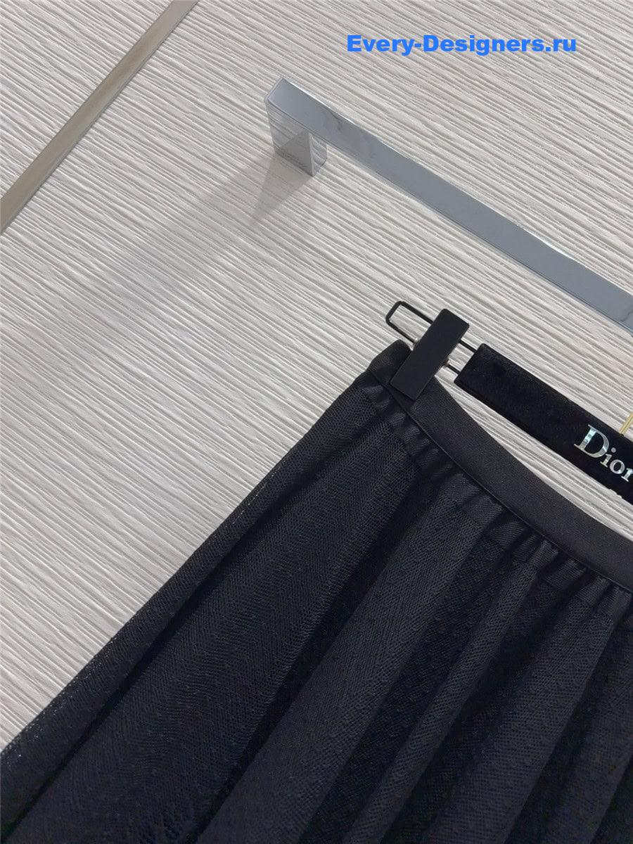 D10r water soluble lace skirt