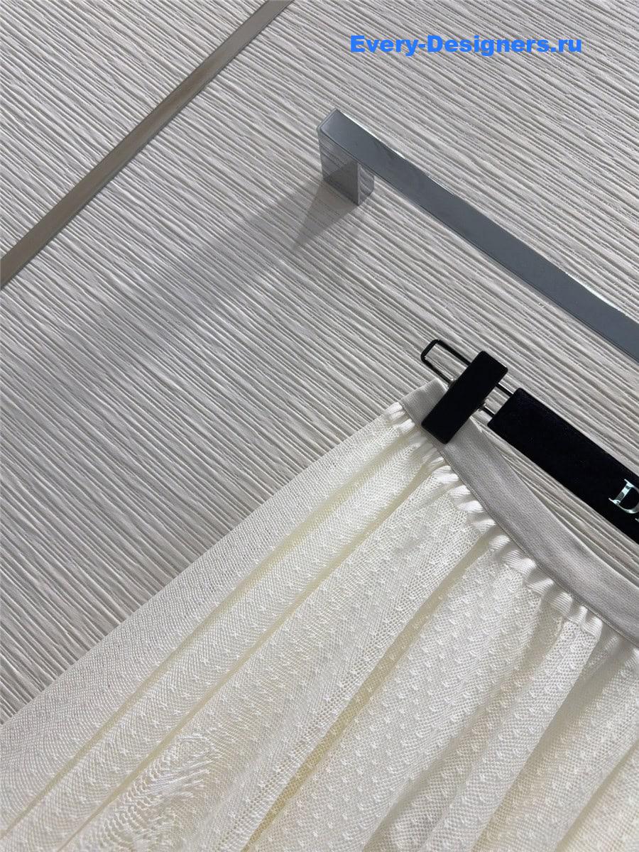 D10r water soluble lace skirt