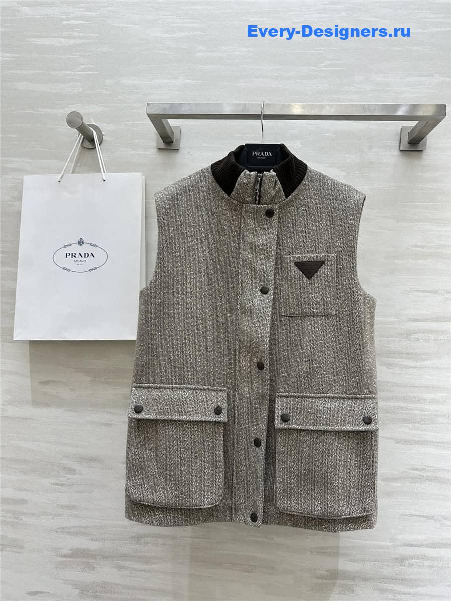 Pra*a stand collar sleeveless vest jacket