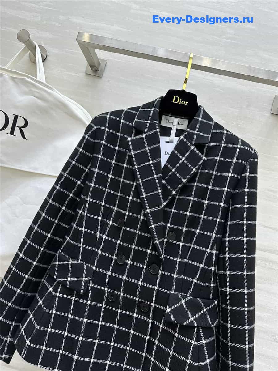 D10r check blazer