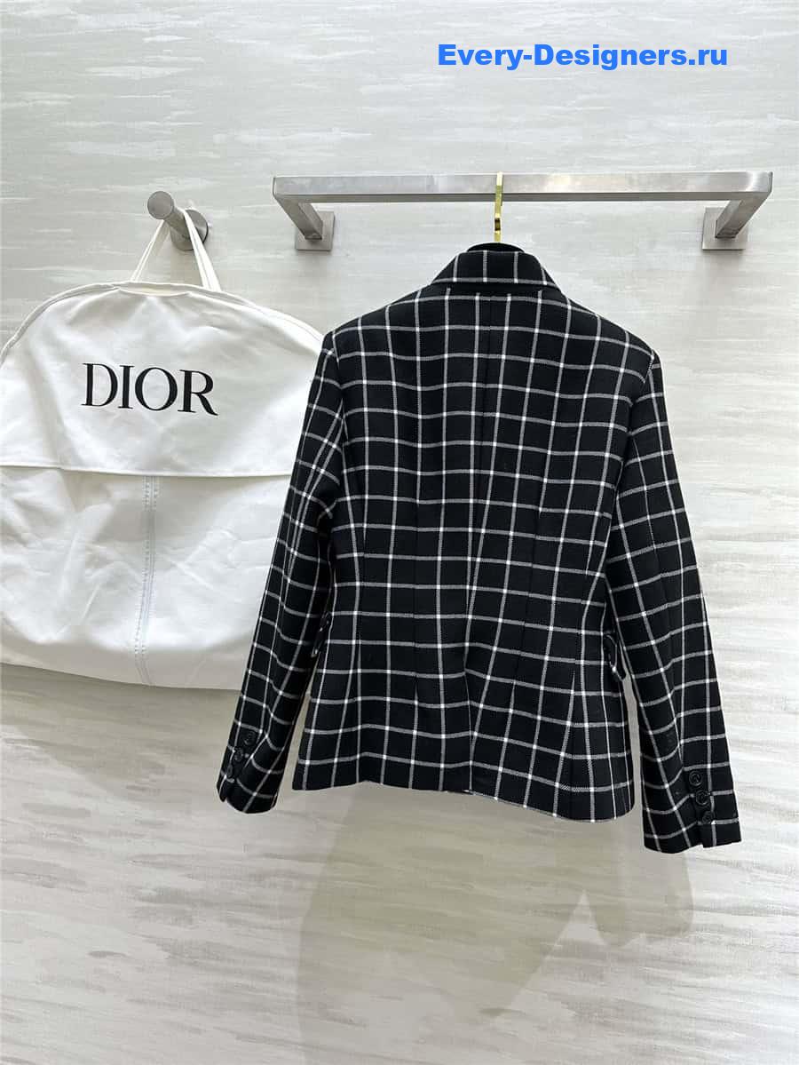 D10r check blazer