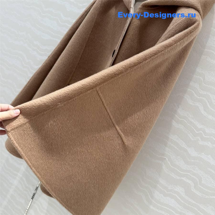 L0r0 P1ana cashmere shawl cape