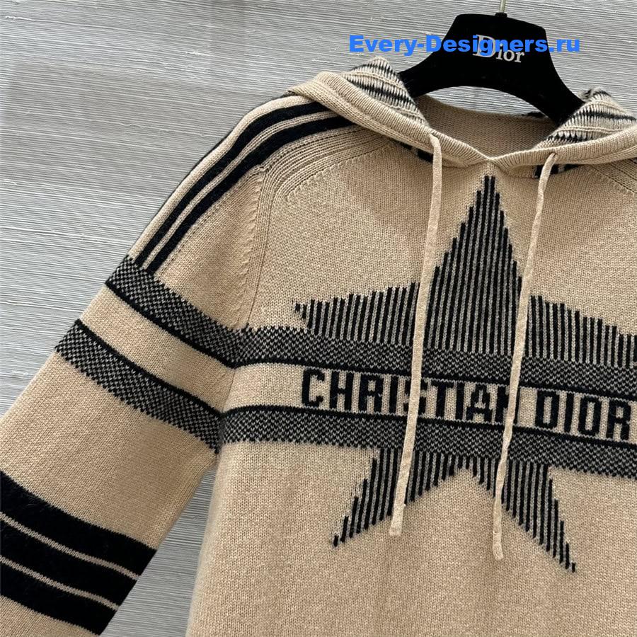 D10ralps three-quarter sleeve hooded sweater in beige