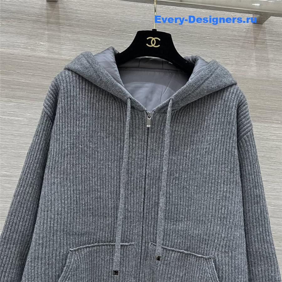 Vanitoo hooded goose down jacket