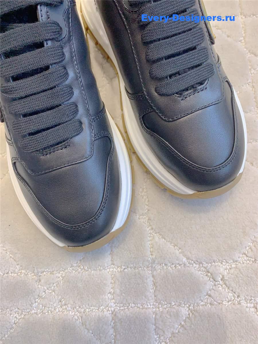 Pra*a triangle logo lace-in sneakers black