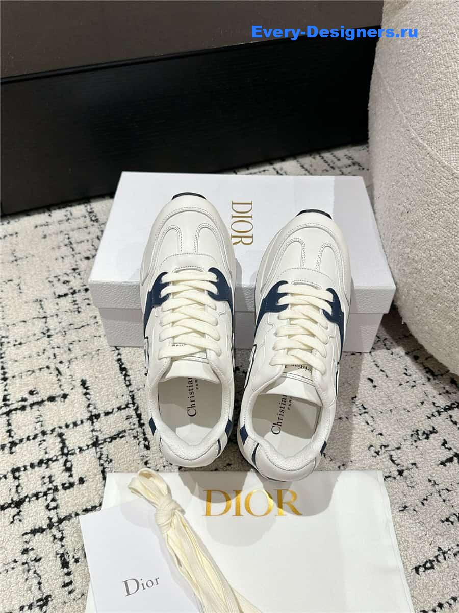 c’est D10r sneaker white blue