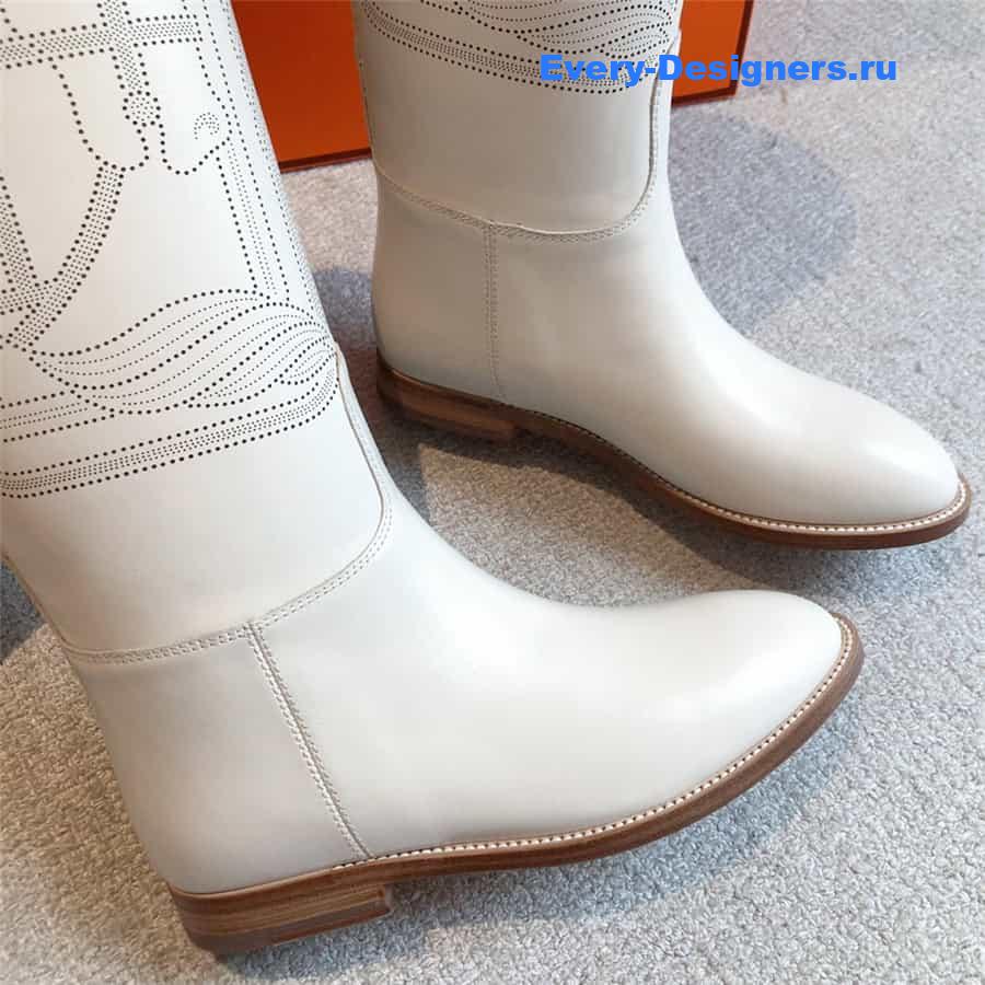 H**me5 white jumping boots