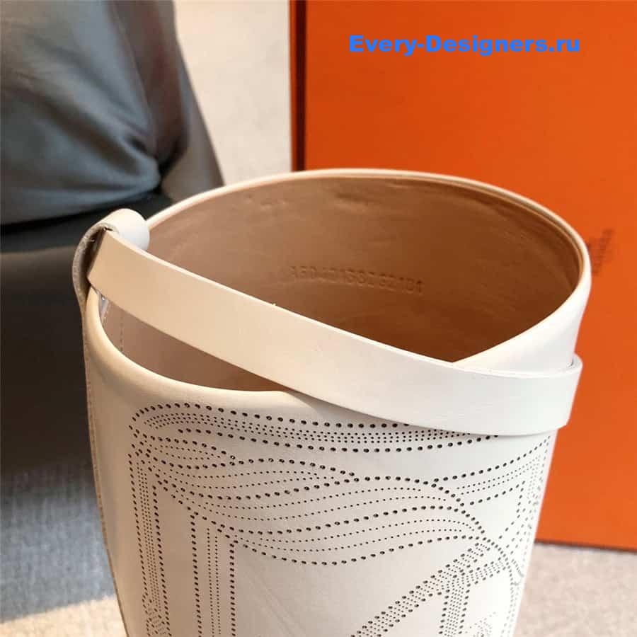 H**me5 white jumping boots