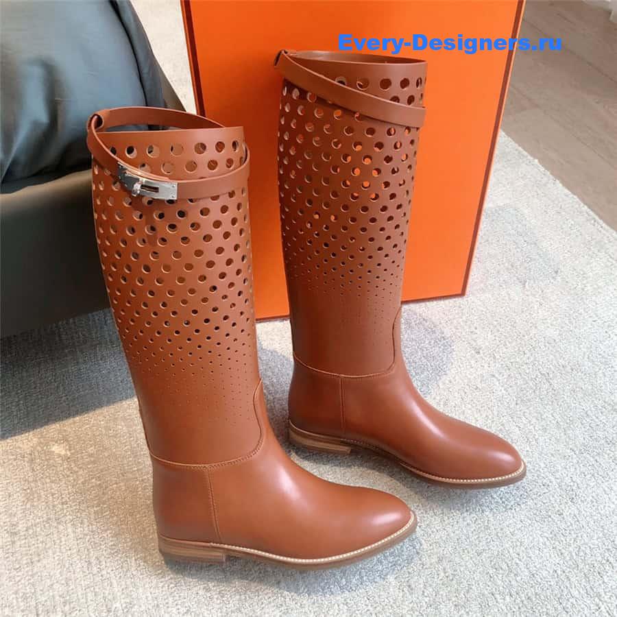 H**me5 jumping boots with silver hardware