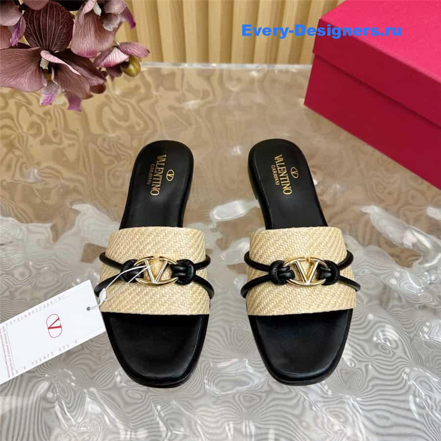 Va1e*ntin0 vlogo black woven raffia slides