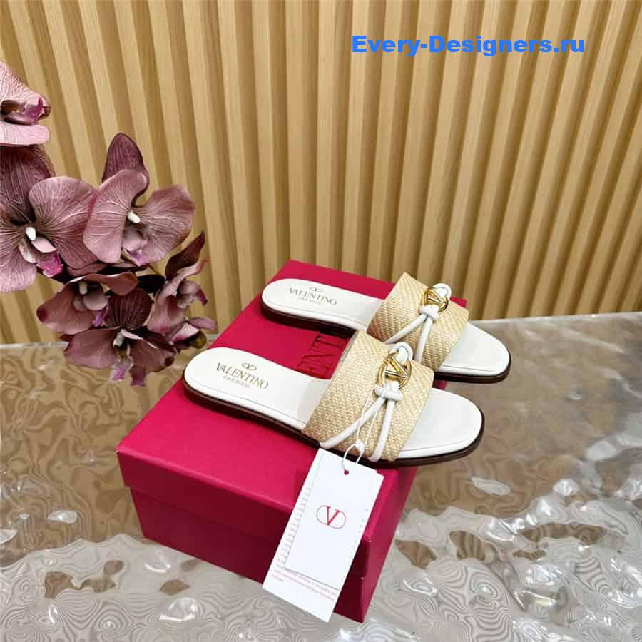 Va1e*ntin0 vlogo white woven raffia slides