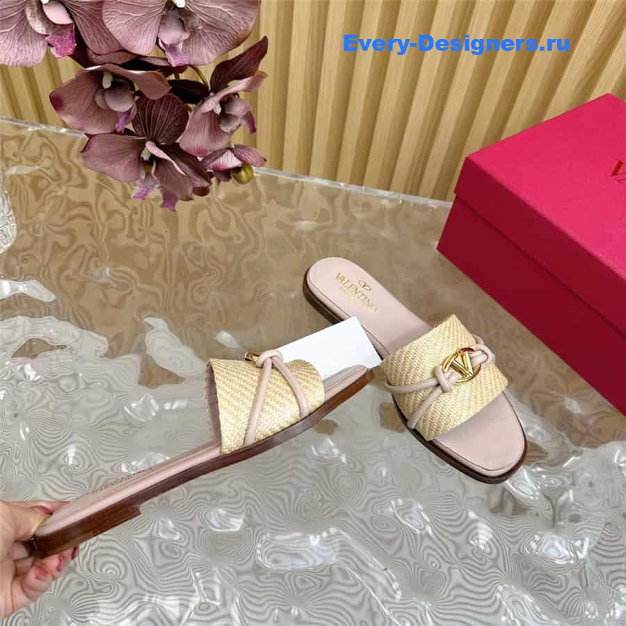 Va1e*ntin0 vlogo pink woven raffia slides