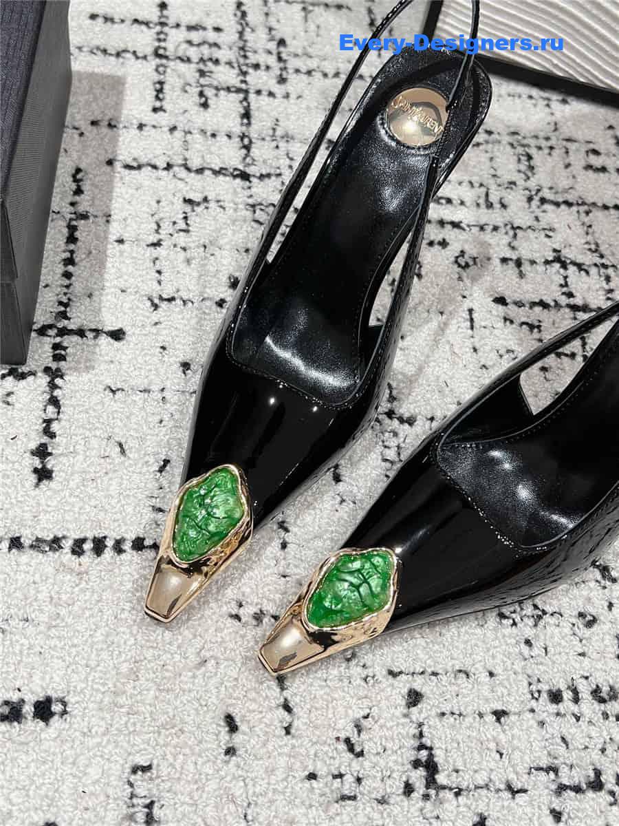 Y51 jeanne slingback pumps in black pattern leather