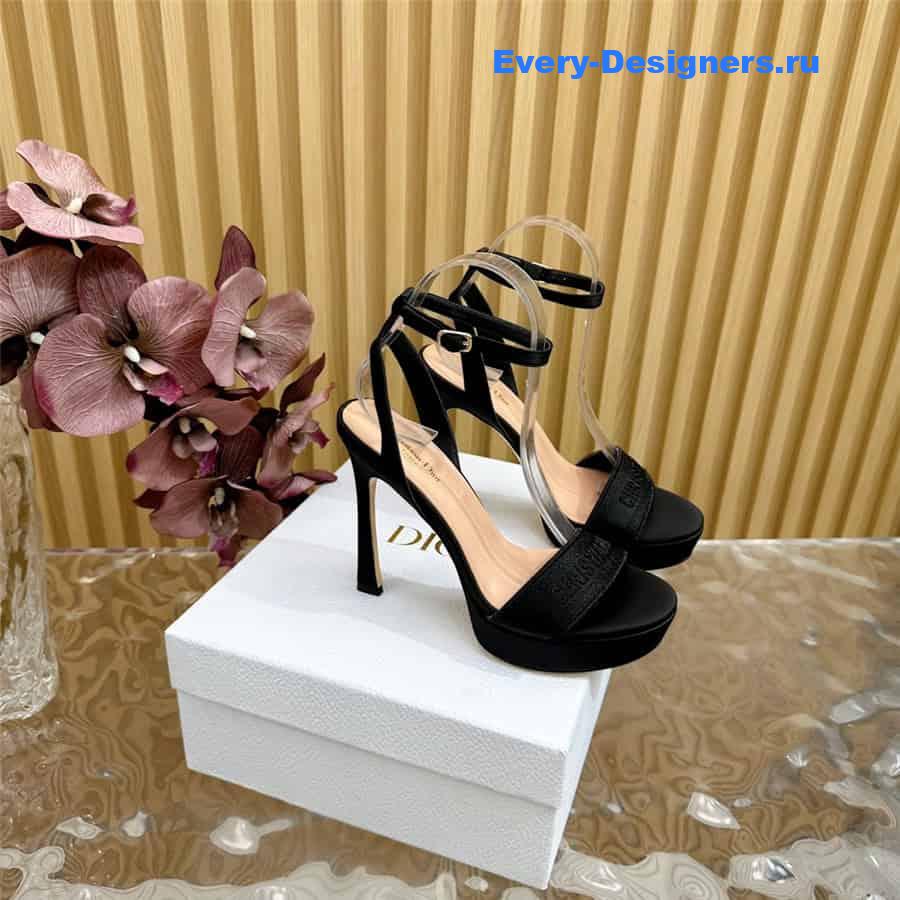 Dway Black Cotton Embroidered Heeled Sandals