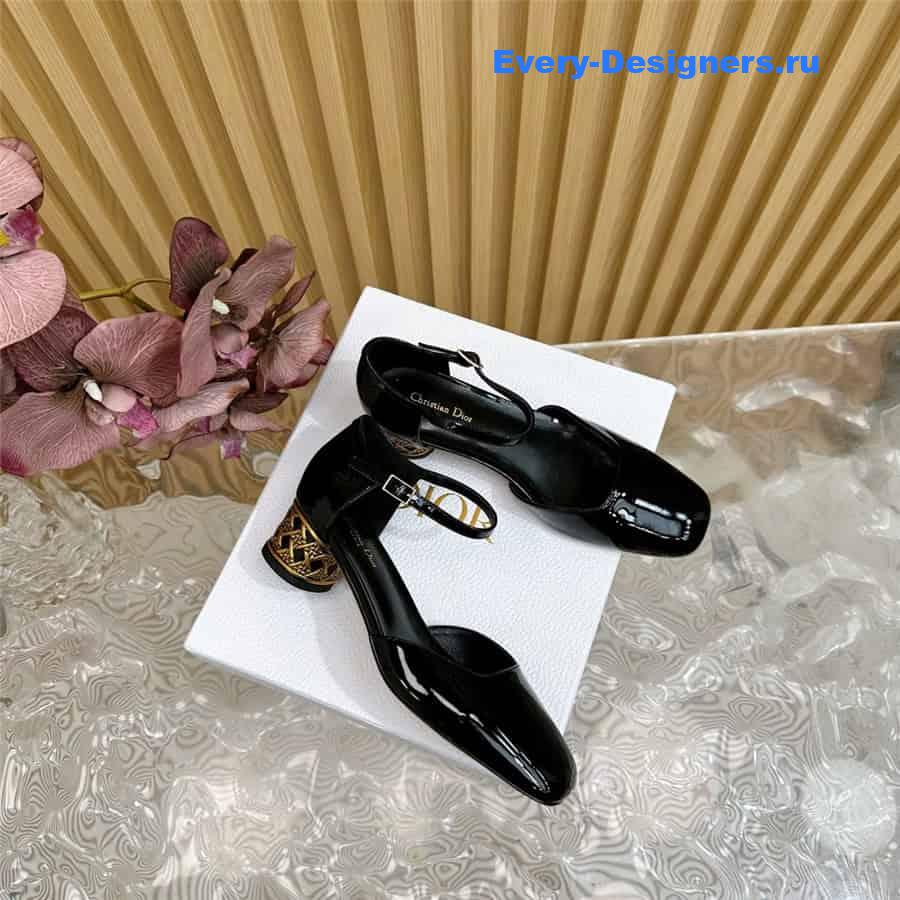 jolie D10r black patent calfskin pumps