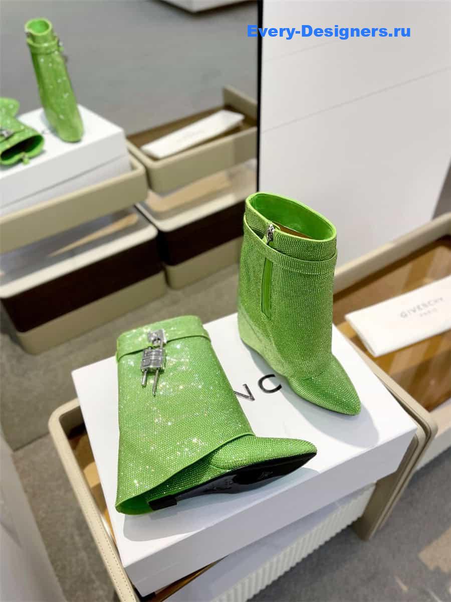 Givenchy Shark Lock Ankle Boots in Green