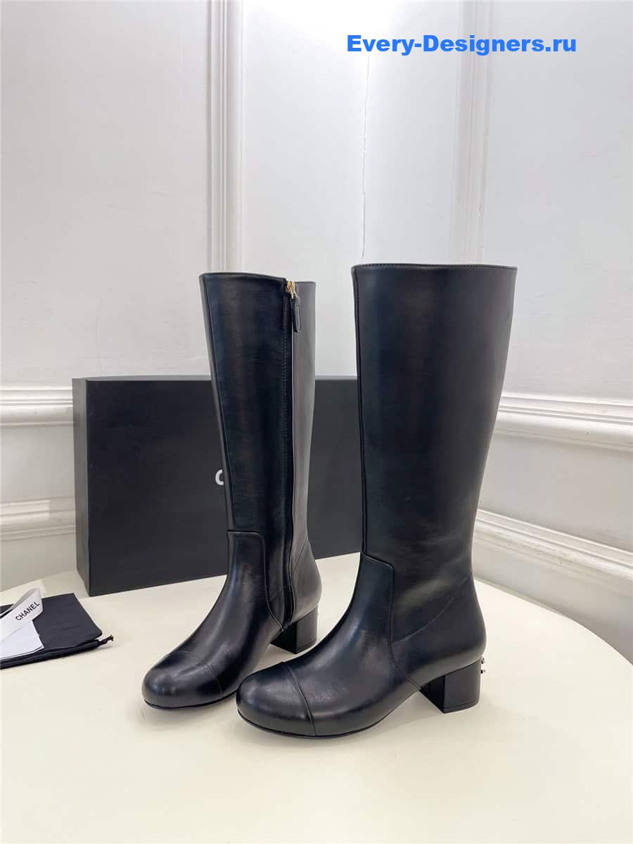 Ch**el black leather heeled boots