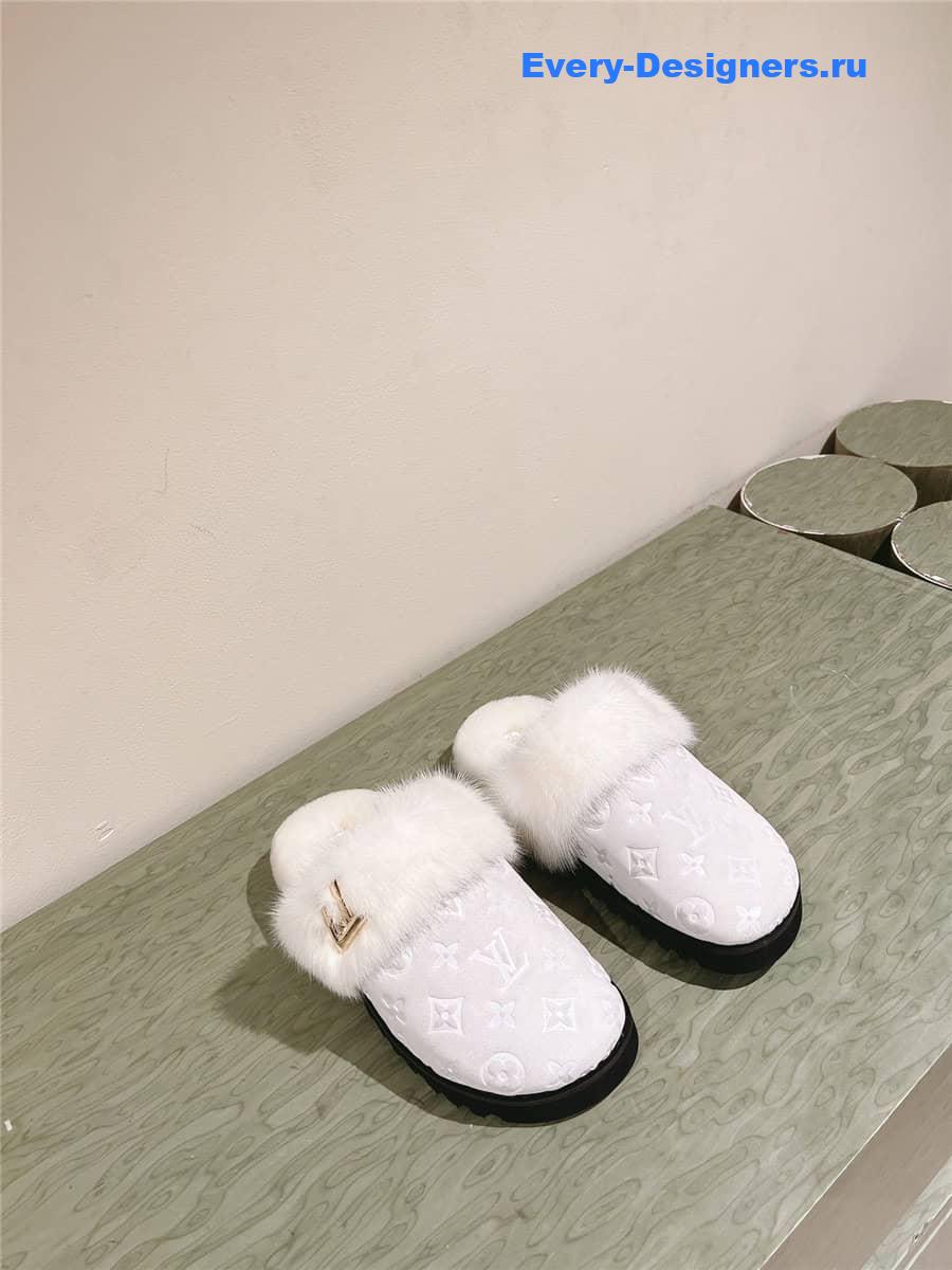 l0vis Vvtt0n lv flat mink slippers