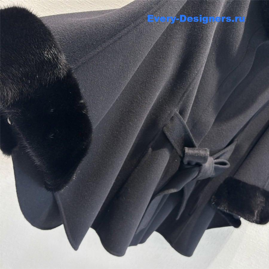 L0r0 P1ana mink cashmere cape
