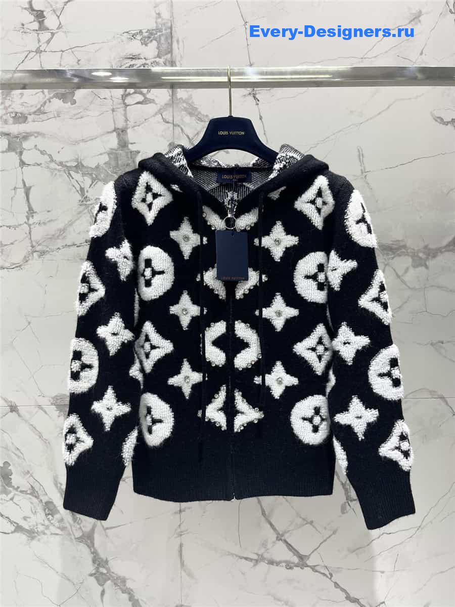 l0vis Vvtt0n lv hooded knitted jacket