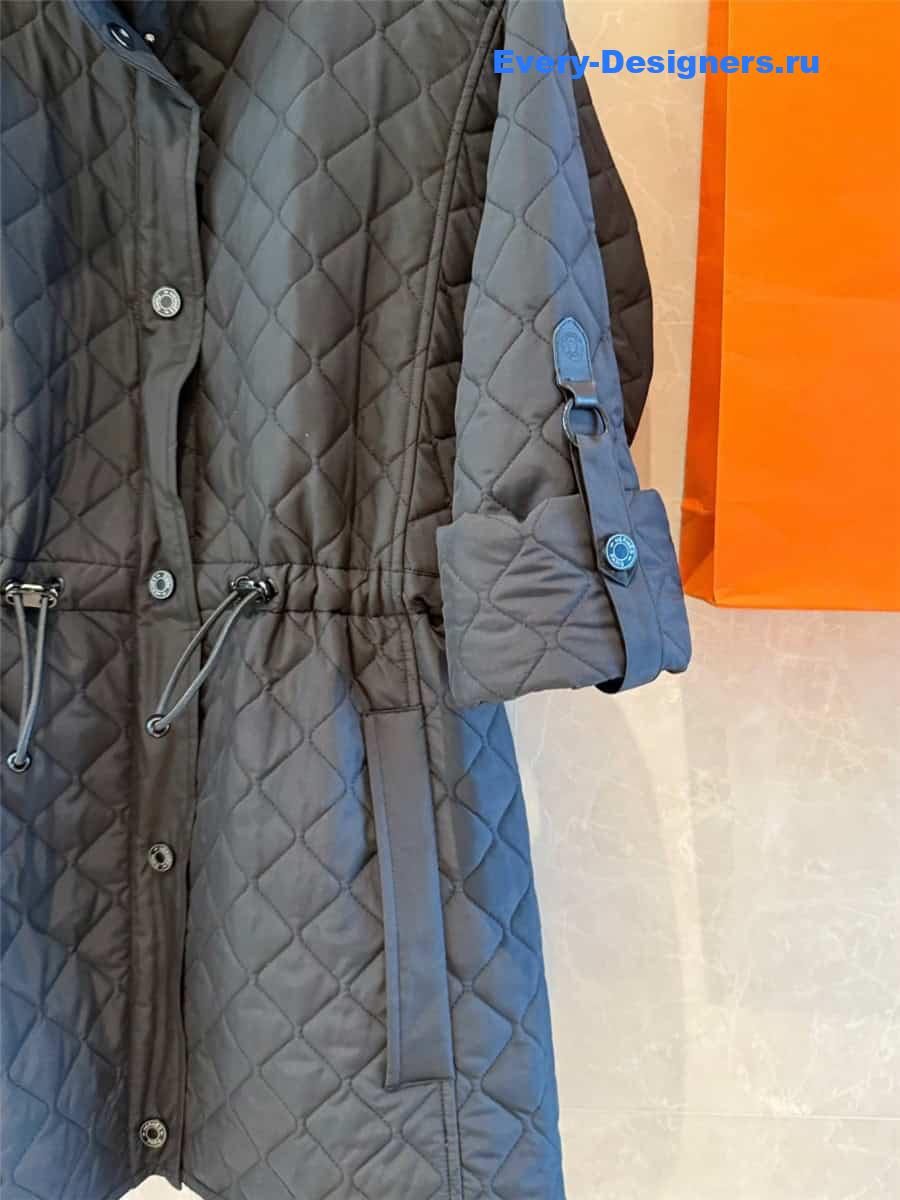 H**me5 waist-length cotton coat