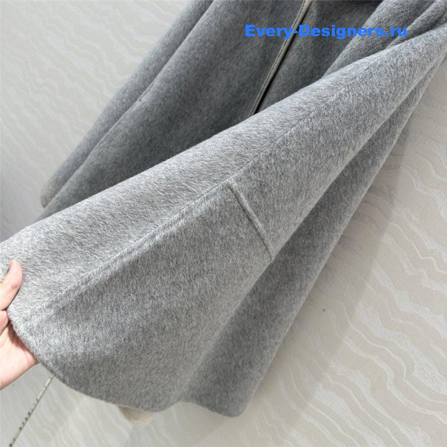 L0r0 P1ana cashmere cape