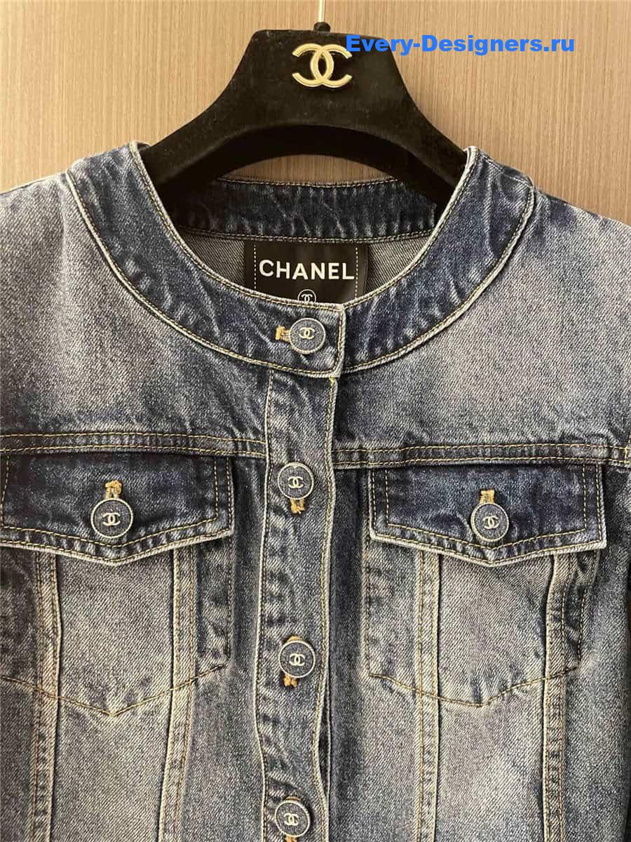 CC pocket denim jacket